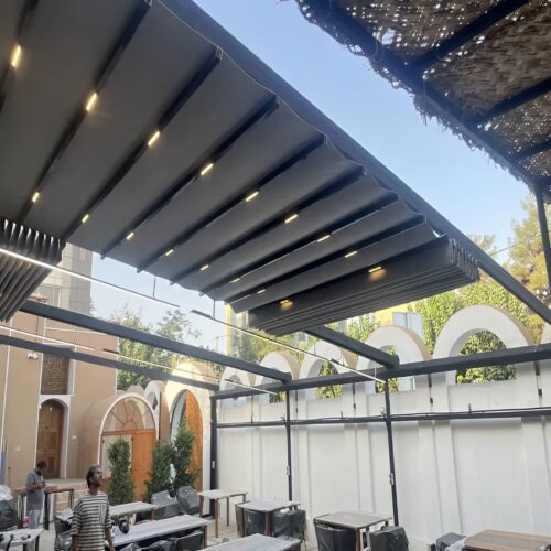 سقف برقی کافه و رستوران با ریل حرکت روان