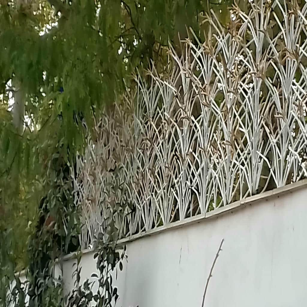 قیمت حفاظ فلزی با نصب تراز روی دیوار