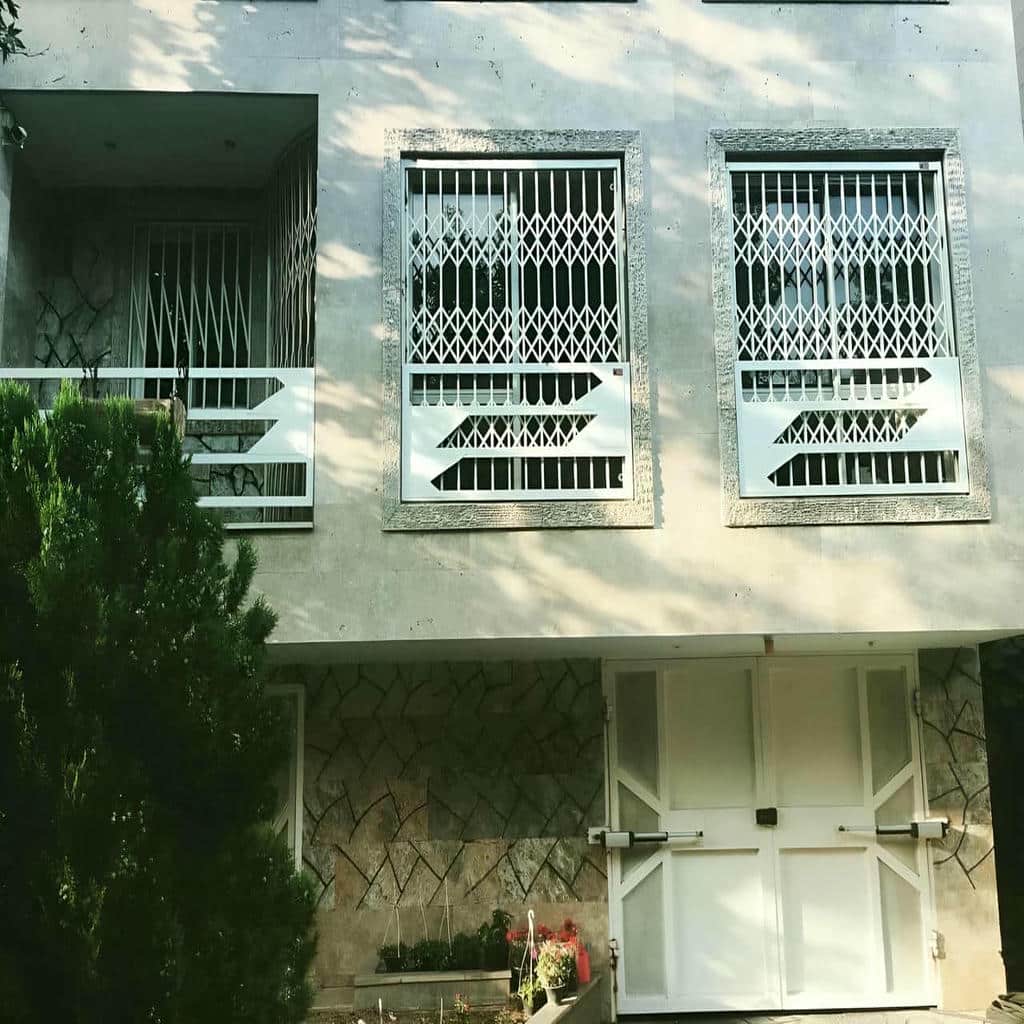حفاظ پنجره فلزی با رنگ پوششی بادوام