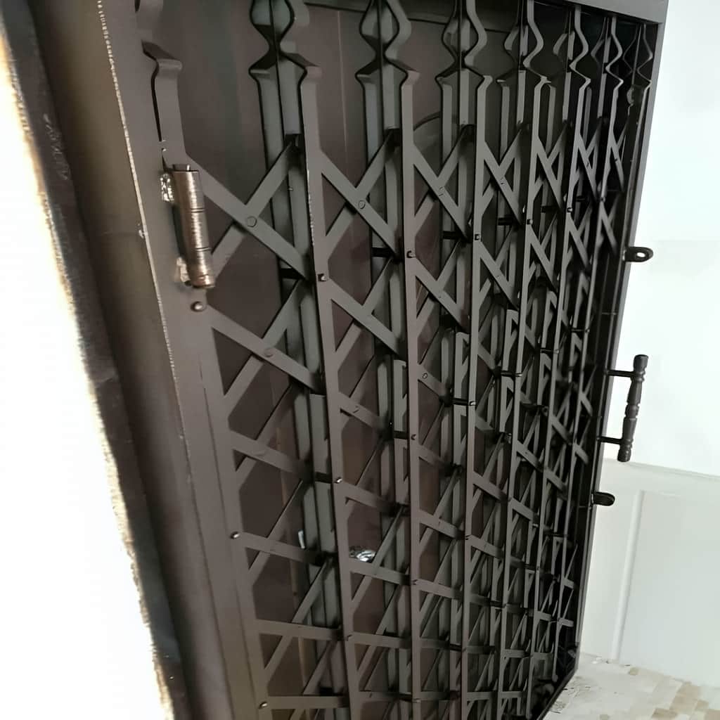 خرید درب آکاردئونی قفل مخفی کتابی برای ورودی واحد مسکونی