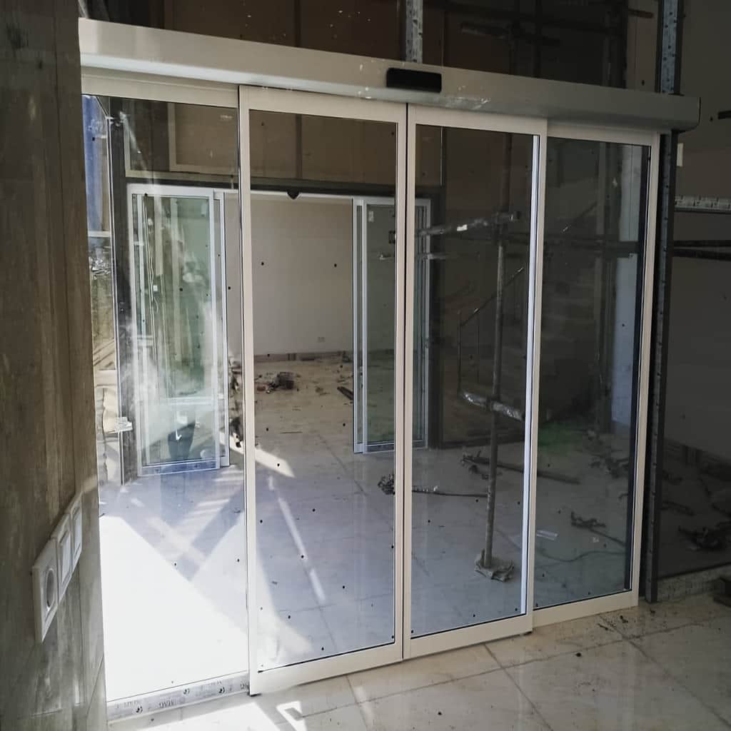 درب اتوماتیک شیشه ای اداری کارتخوان برای اجرای ورودی کنترل شده