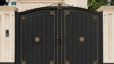 14 نمونه درب حیاط مشکی طلایی
