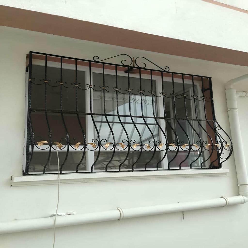 قیمت نرده پنجره فرفورژه گل دار وابسته به مدل سفارش