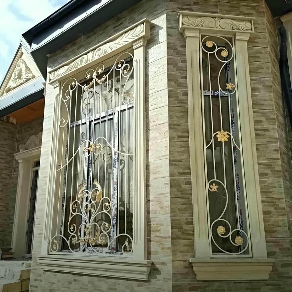 نرده پنجره فرفورژه گل دار برای خرید آگاهانه