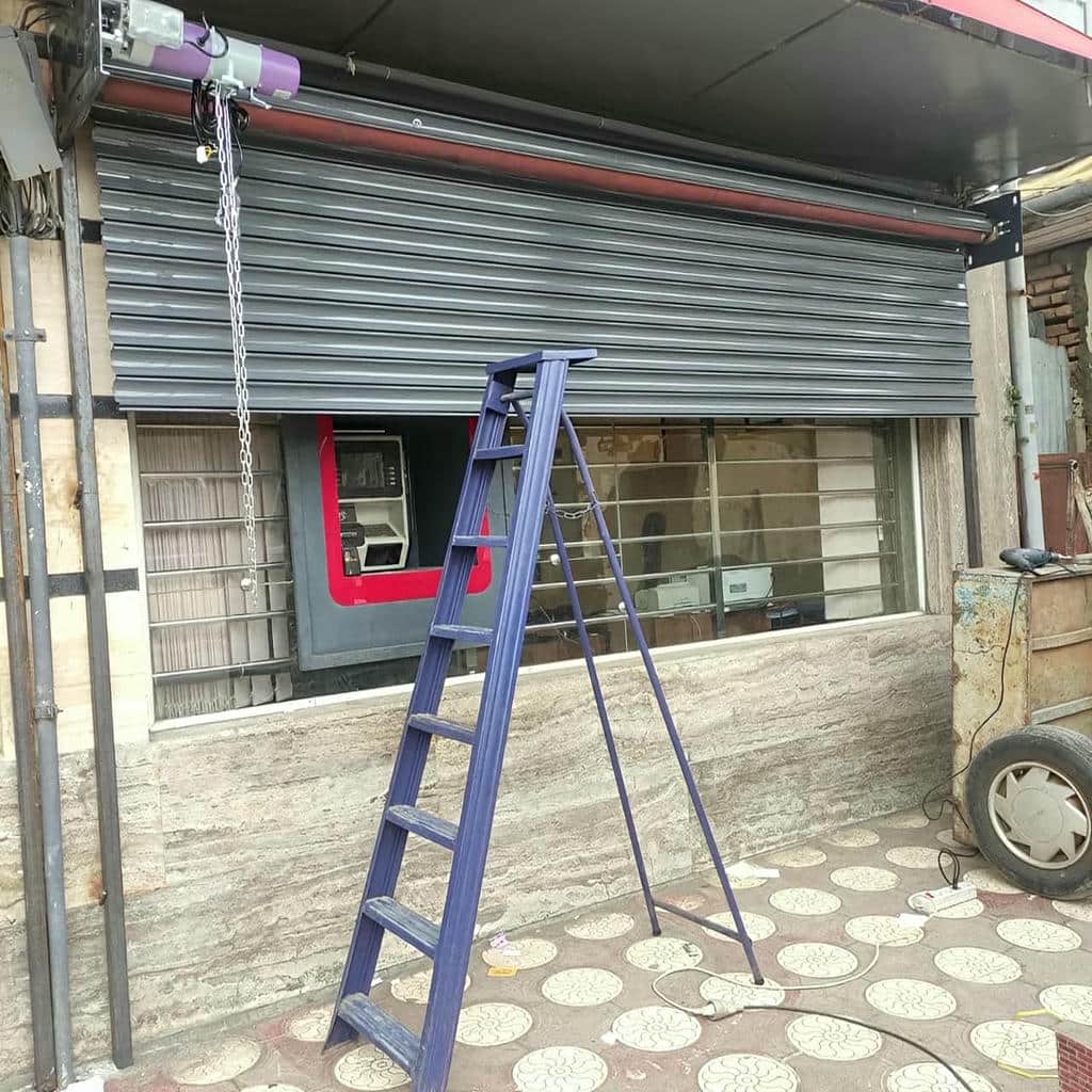 14 مدل کرکره برقی رنگی نمای فروشگاه