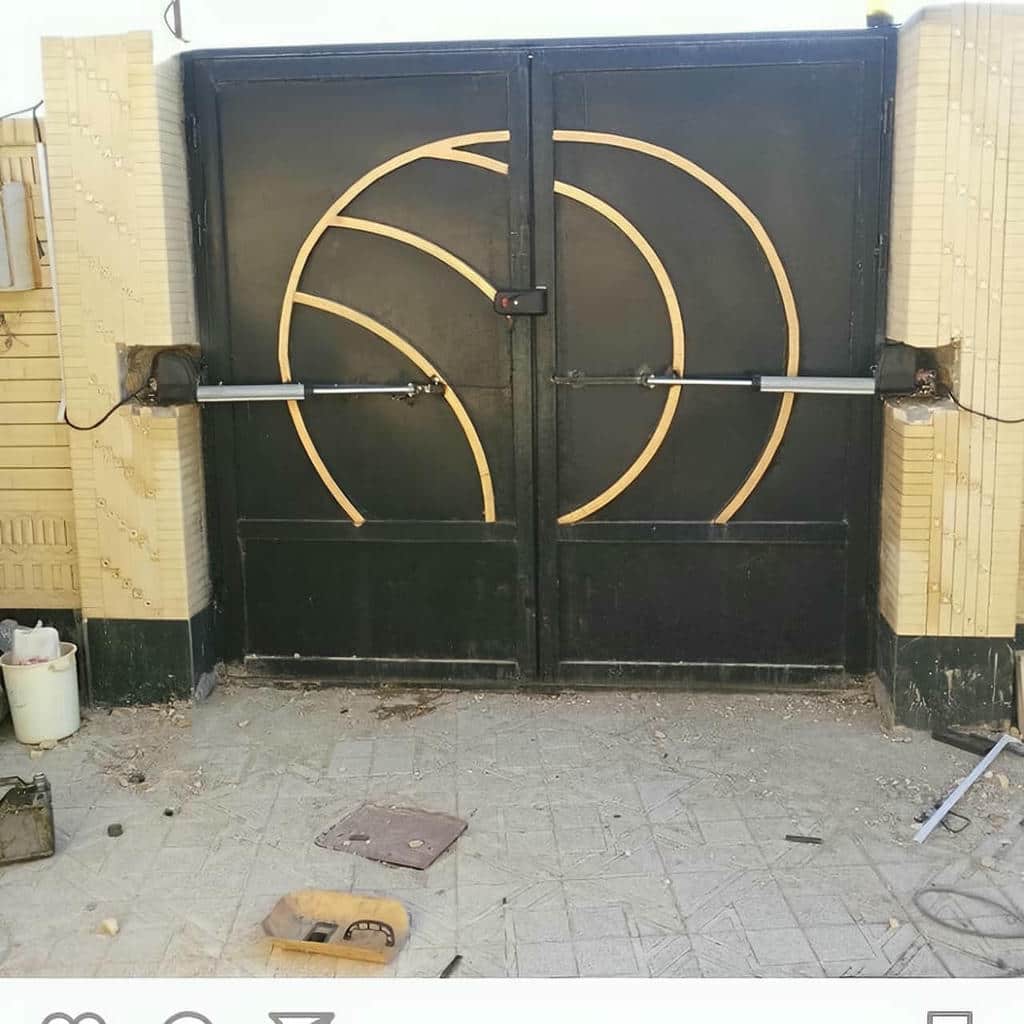 ساخت درب پارکینگ کشویی محوطه مناسب موتور و دنده شانه‌ای