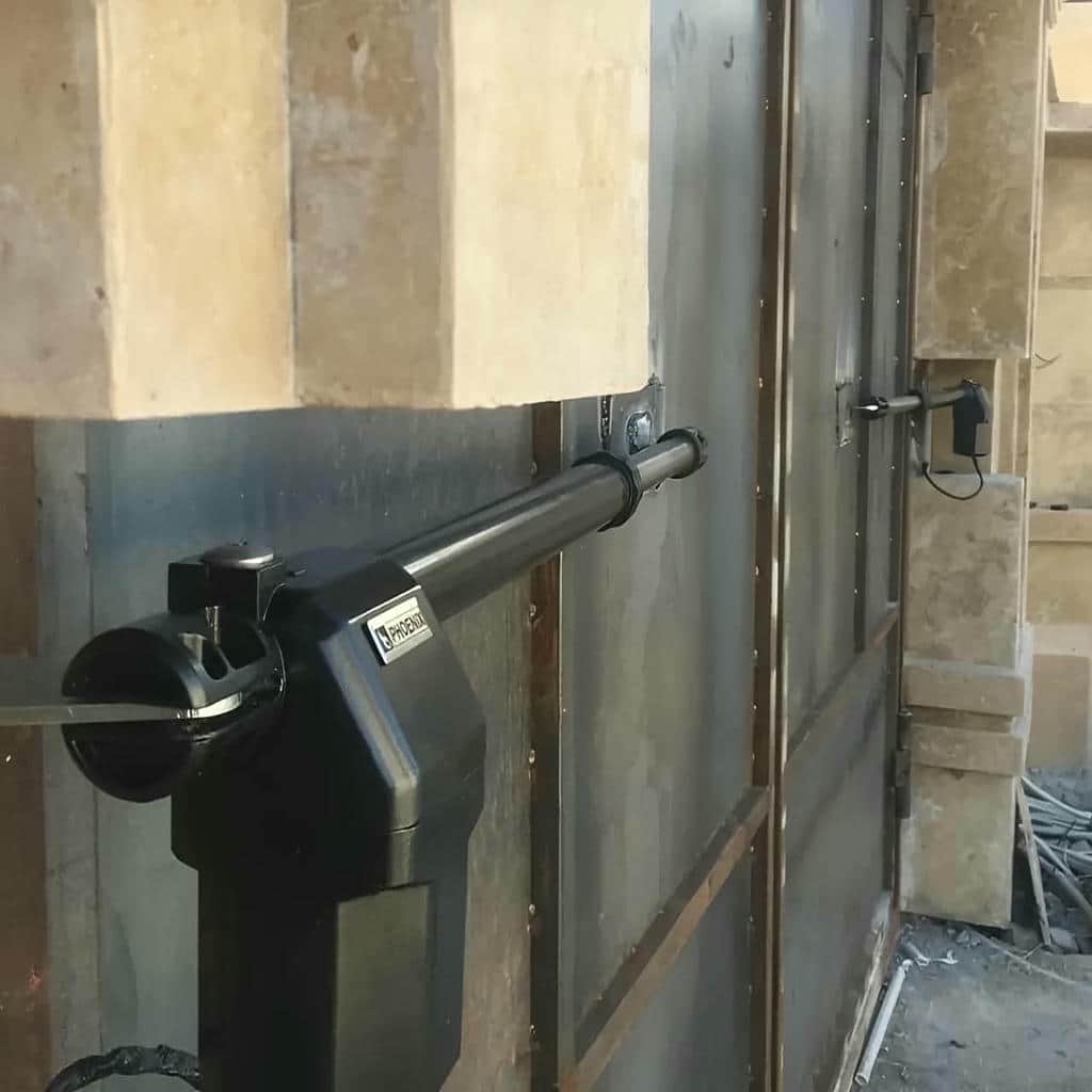 جک درب تک لنگه نفررو با برد کنترل و توقف نرم