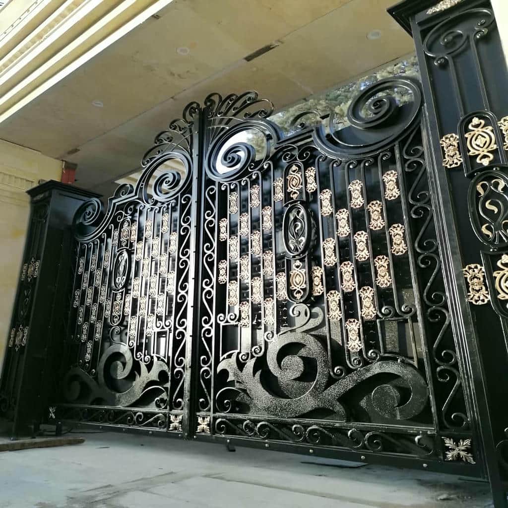 درب پارکینگ ویلایی دو لنگه قوسی برای اجرای ورودی شاخص