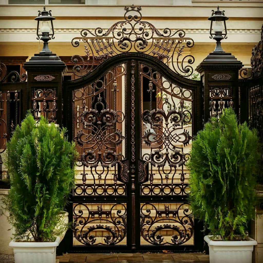 درب حیاط طرح چوب فلزی پوشیده برای سفارش حیاط