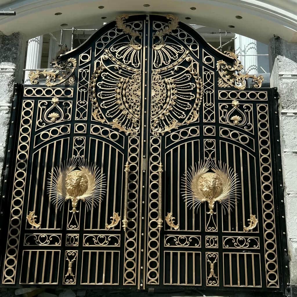 درب برش لیزری هندسی با تولید حرفه‌ای الگوی مورب