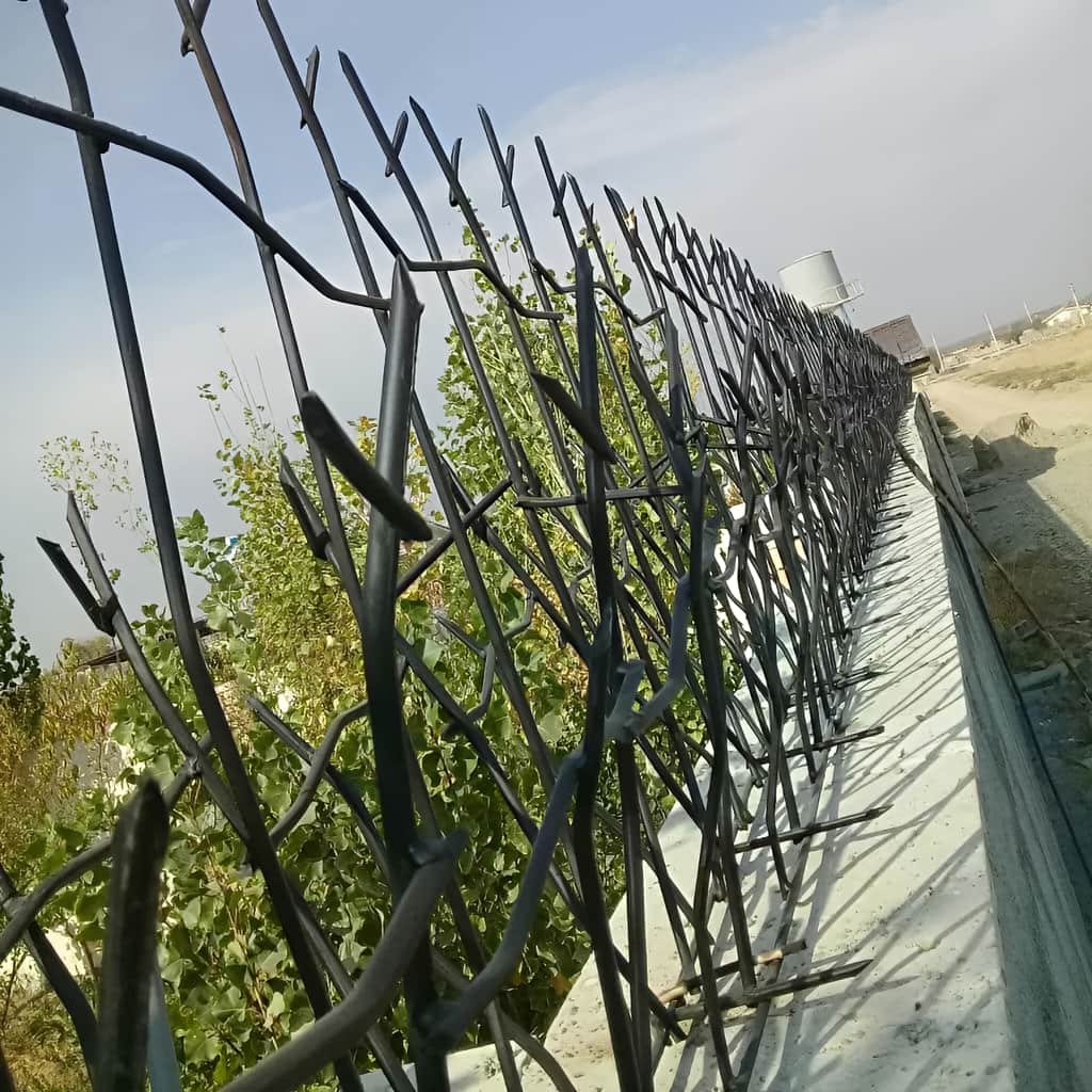 کاربرد محافظ نرده شاخ گوزنی دیوار