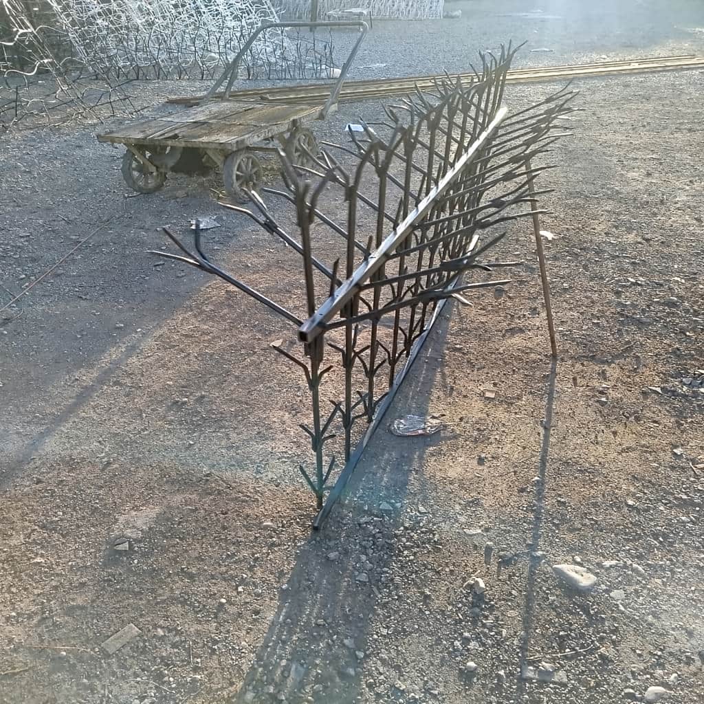 مزایای نرده حفاظ دیواری