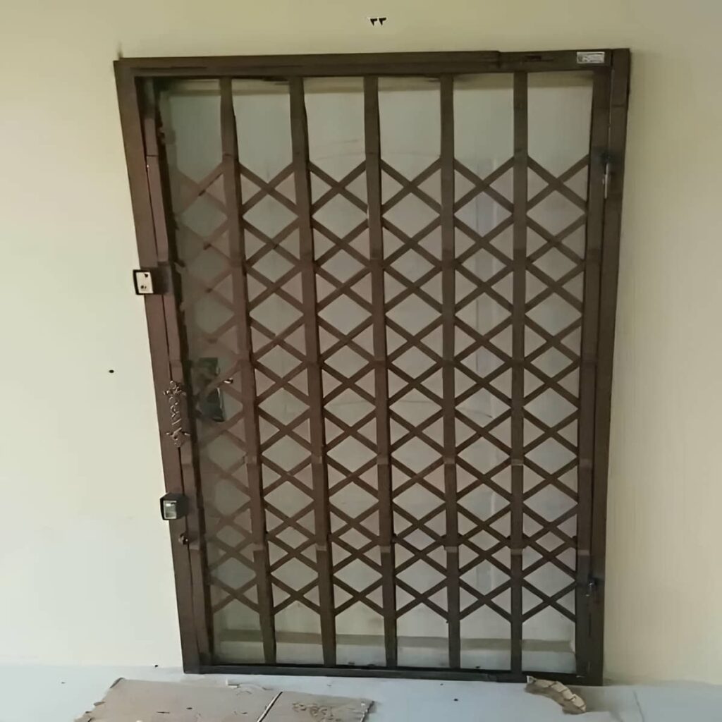 فروش درب حفاظ آکاردئونی در ساوه