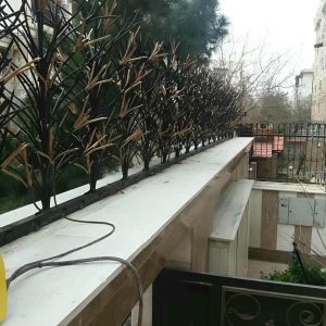 مزیت حفاظ فولادی شاخ گوزنی روی دیوار بلند