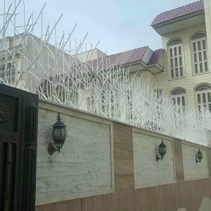 برآورد قیمت حفاظ فولادی شاخ گوزنی بالای دیوار