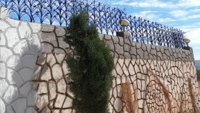 قیمت حفاظ لب دیوار: حفاظ آهنی شاخ گوزنی بالای دیوار بلند