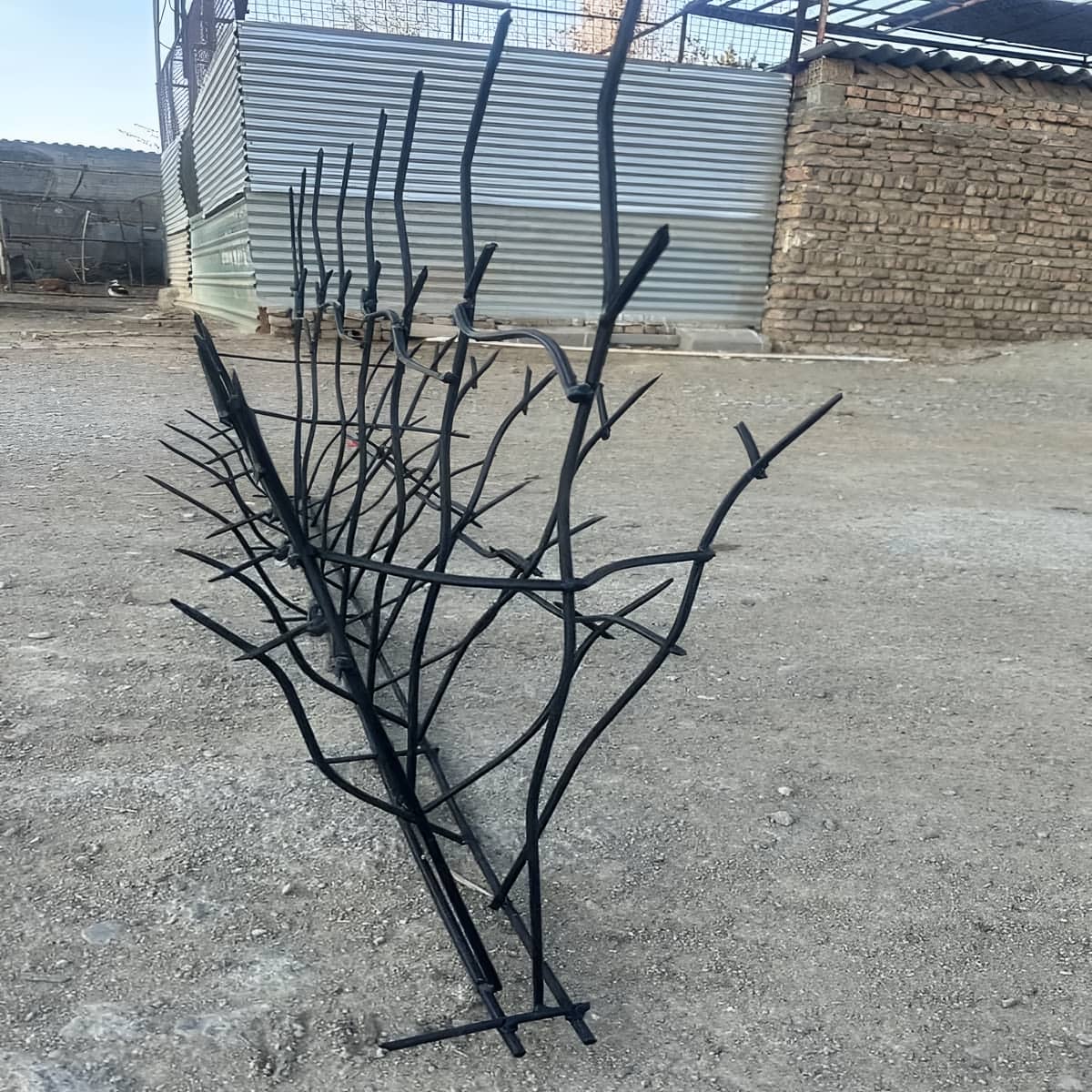 نرده شاخ گوزنی امنیتی دیوار