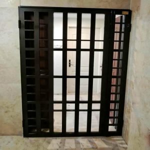 آیا می‌توان درب حفاظتی آکاردئونی آهنی را سفارشی سازی کرد؟