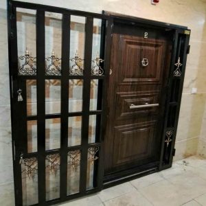 آیا درهای آکاردئونی آهنی برای امنیت ورودی آپارتمان ارزش خرید دارند؟
