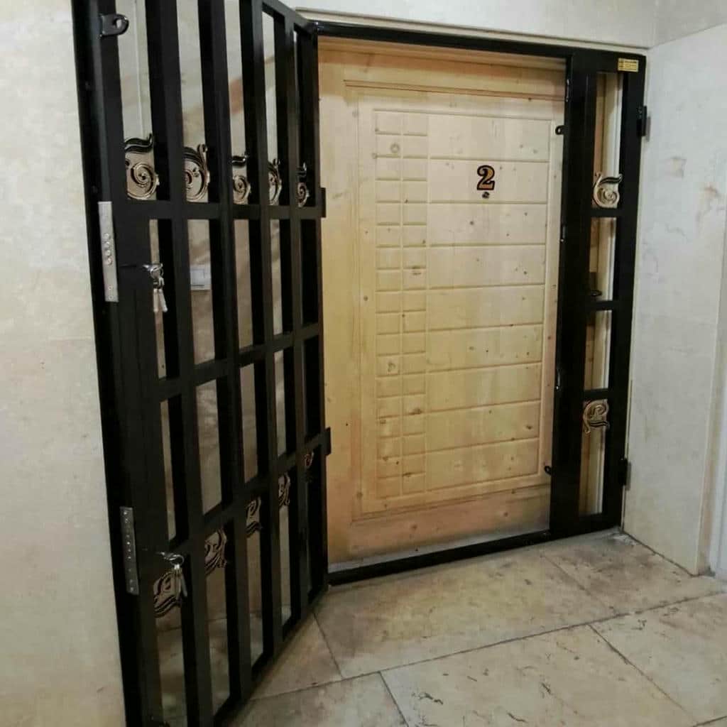 محافظ درب آکاردئونی