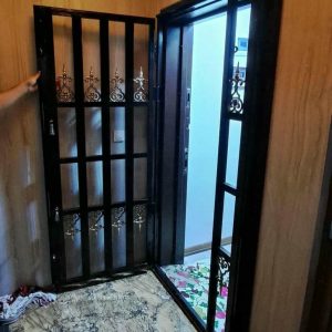 بهترین نوع حفاظ درب آپارتمان کدام است؟
