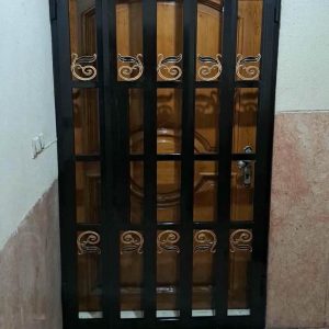 حفاظ آکاردئونی درب منزل