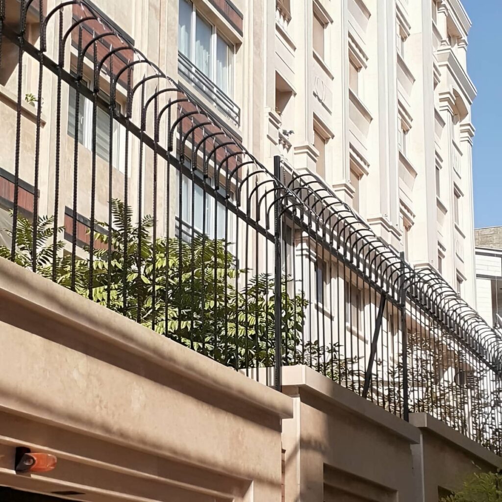 حفاظ نرده ای دیواری در زاهدان
