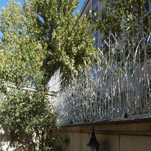 نرده حفاظ دیوار حیاط