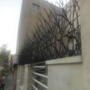 حفاظ بالای دیوار