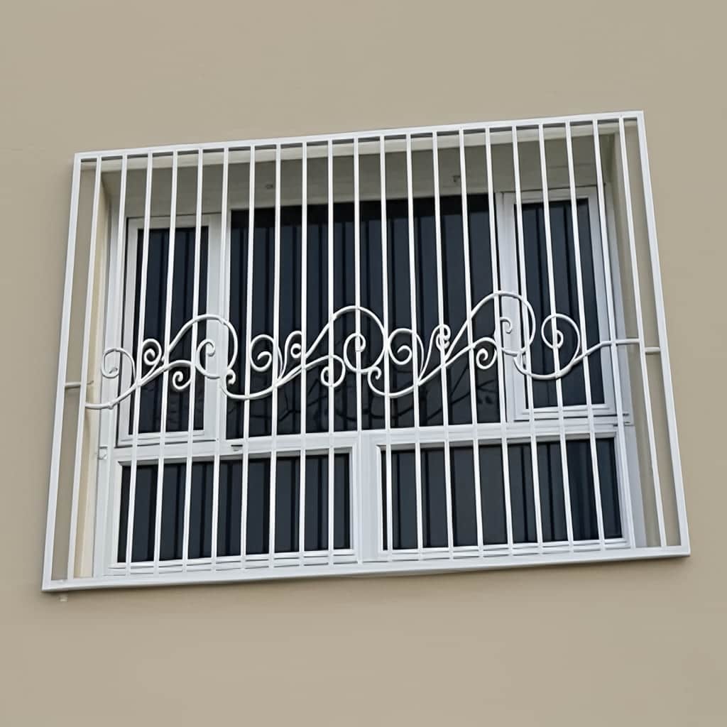 نرده پنجره با طراحی مقاوم