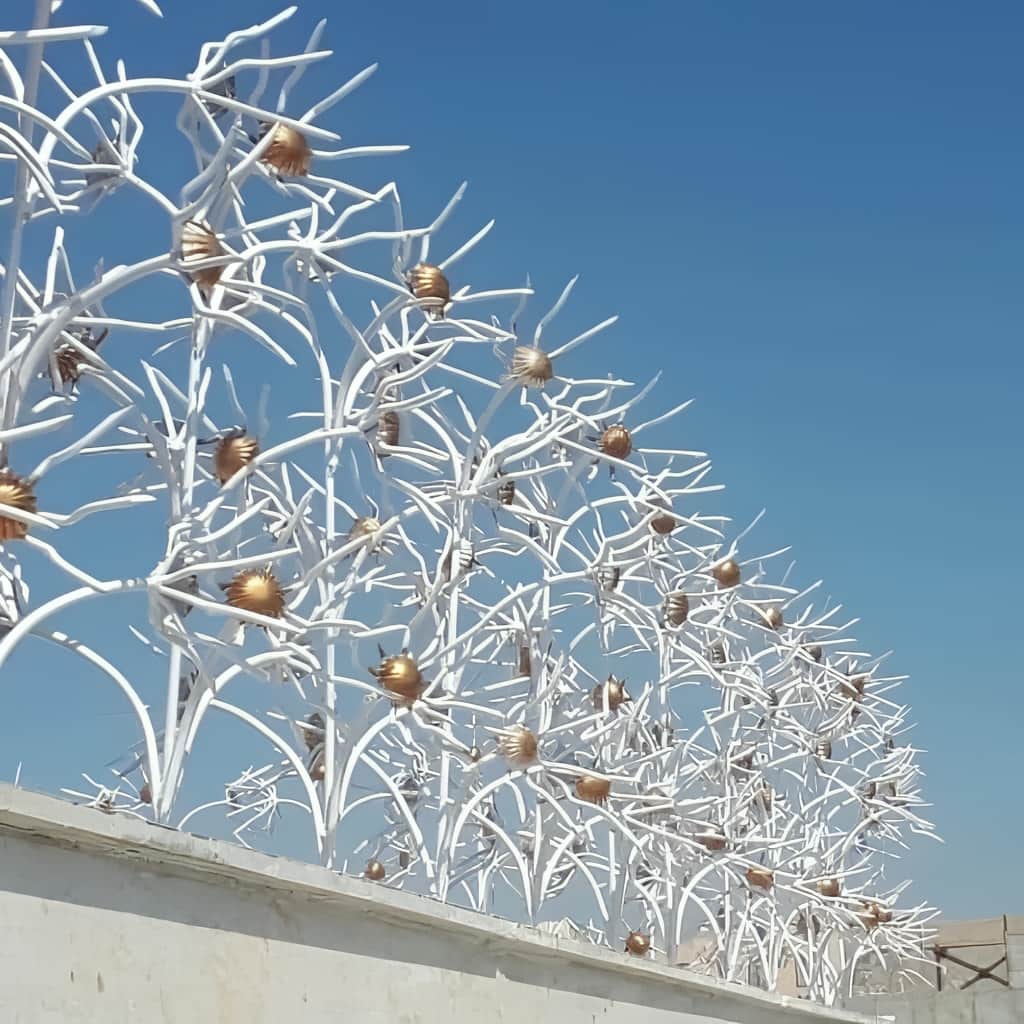 حفاظ گل آفتابگردان با ساختار بازدارنده برای امنیت