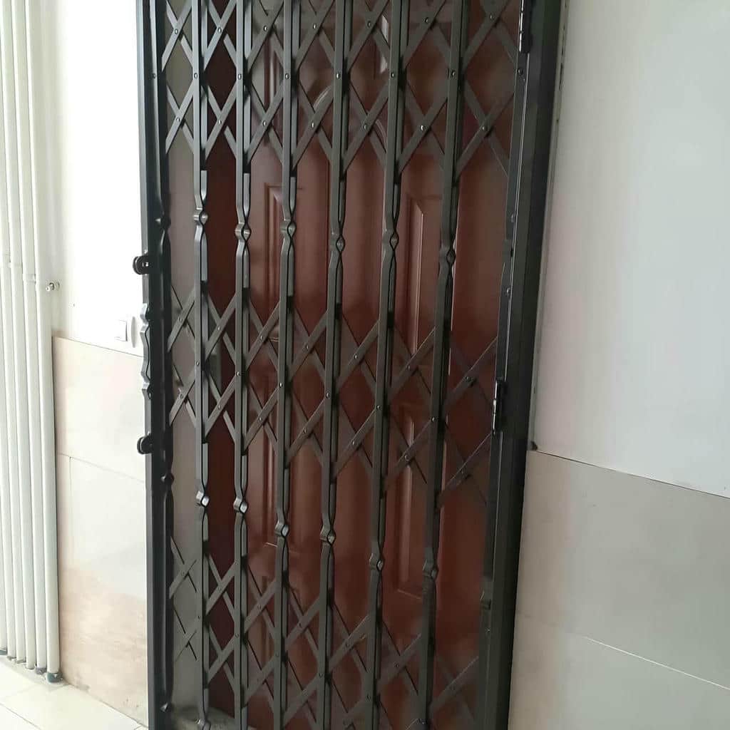 درب آکاردئونی فلزی مناسب ورودی ویلا و باغ