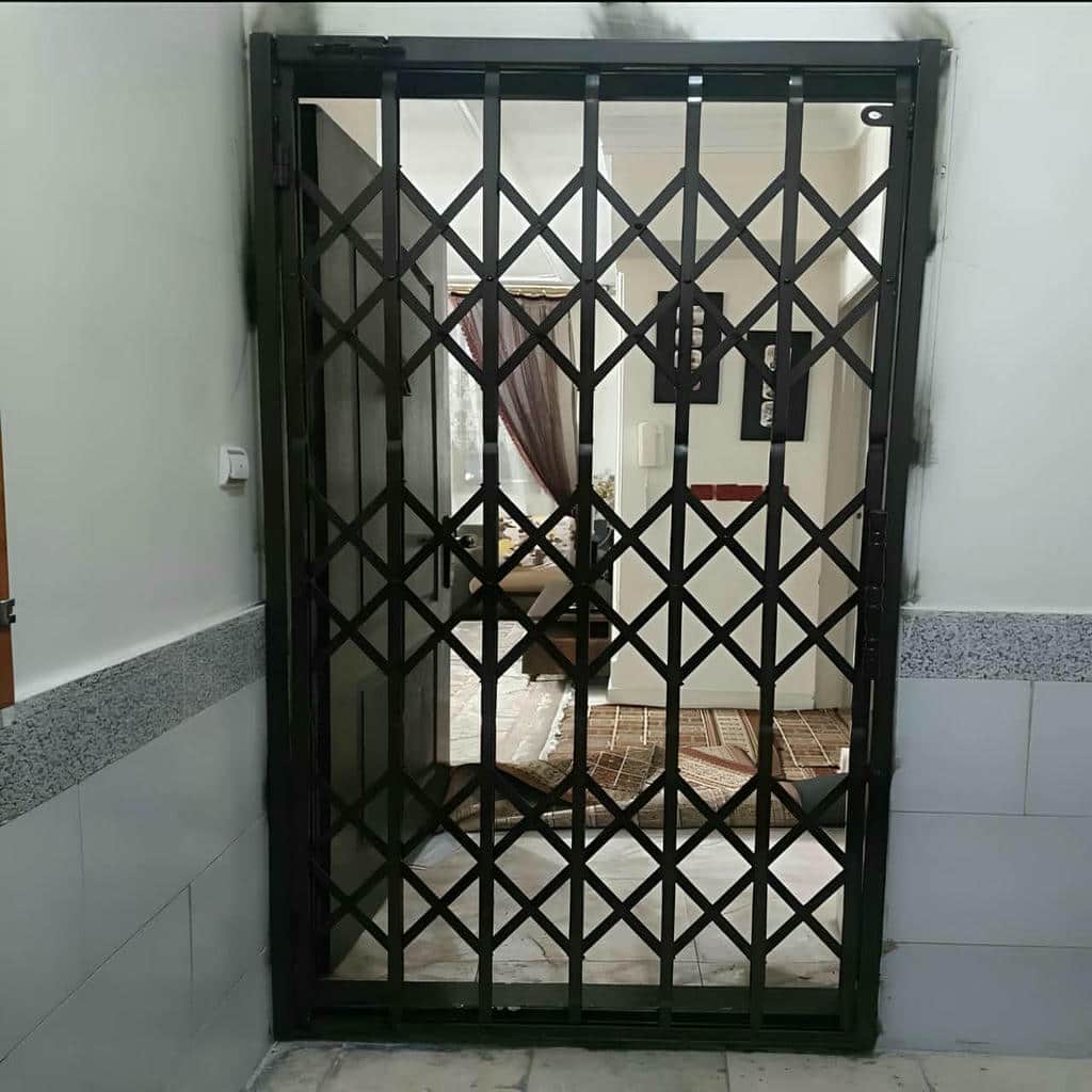 حفاظ درب ورودی سفارشی در اجرای تخصصی پروژه