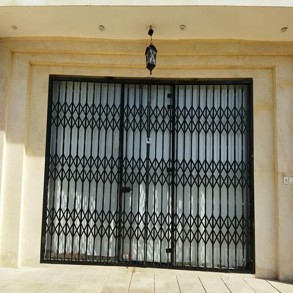 حفاظ متحرک با طراحی جمع شونده حفاظ متحرک با طراحی جمع شونده