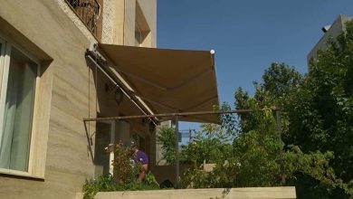 سایبان حیاط باز شده با موتور برای پوشش فضای استفاده