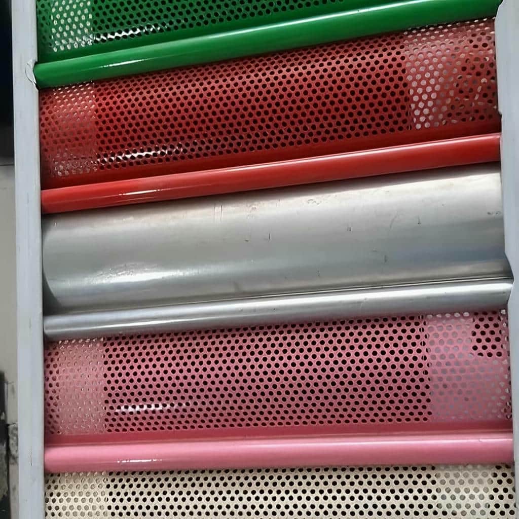 کرکره پانچ دار ریموت دار ورودی تجاری