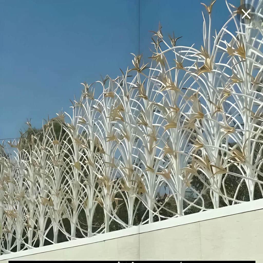 حفاظ لیلیوم با طراحی هماهنگ با نمای ساختمان