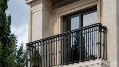 جان پناه بالکن فلزی با طراحی مقاوم