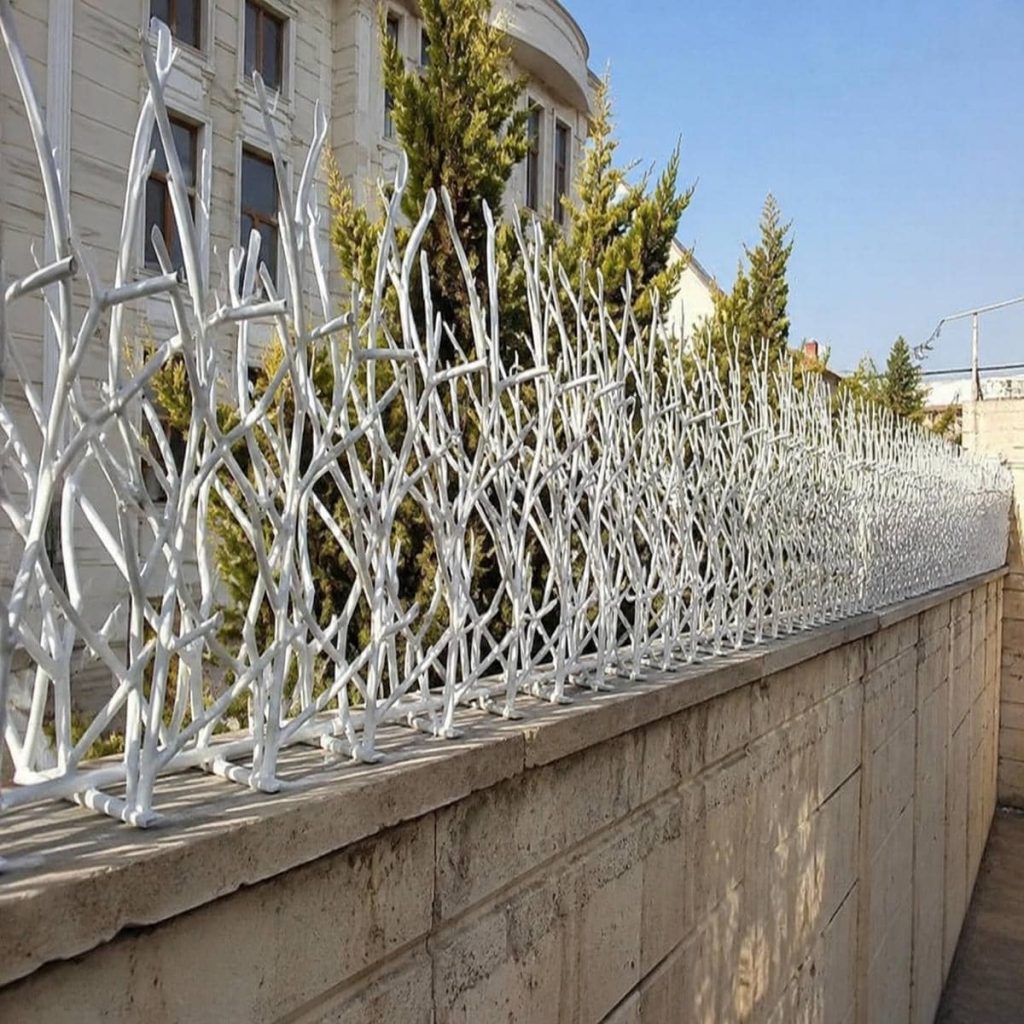 حفاظ دیوار حیاط سرنیزه ای برای ساختمان