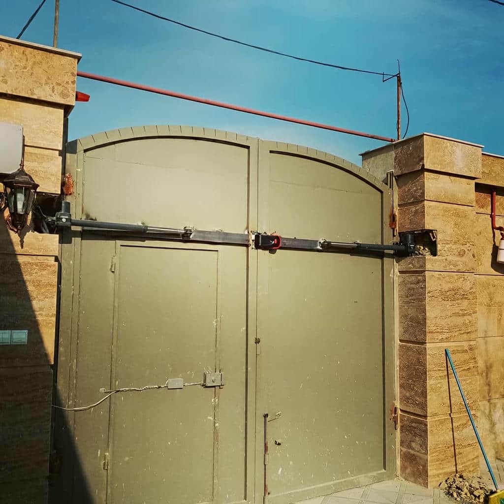 جک پارکینگی سفید مناسب درب حیاط