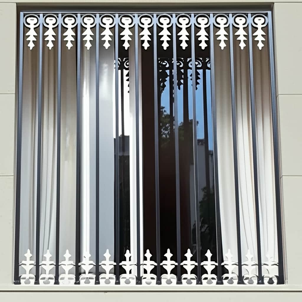 حفاظ پنجره استان اردبیل برای ساختمان مسکونی